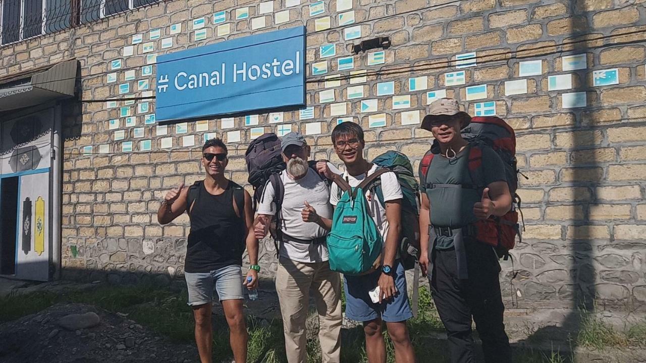 Canal Hostel Şǝki Esterno foto